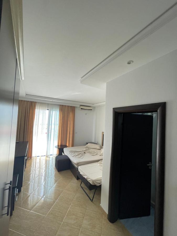 Hotel Zverneci Εξωτερικό φωτογραφία