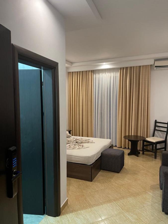 Hotel Zverneci Εξωτερικό φωτογραφία