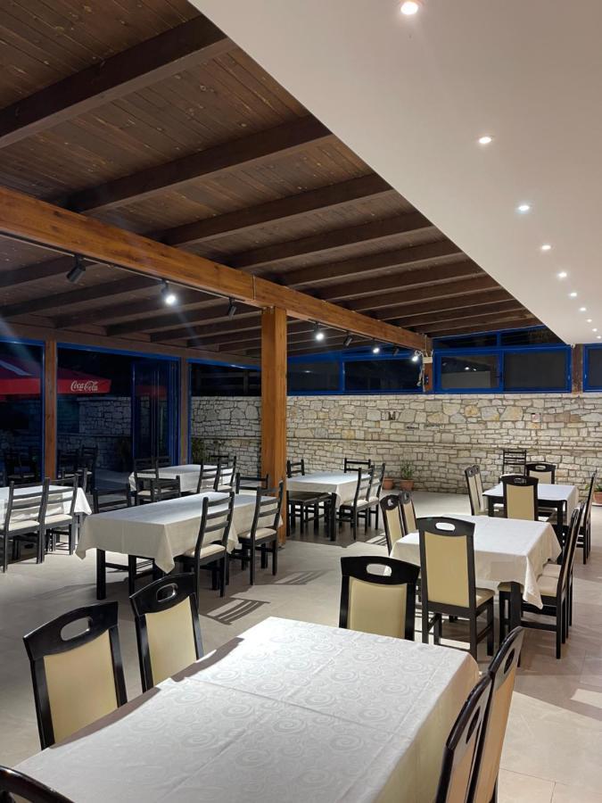 Hotel Zverneci Εξωτερικό φωτογραφία