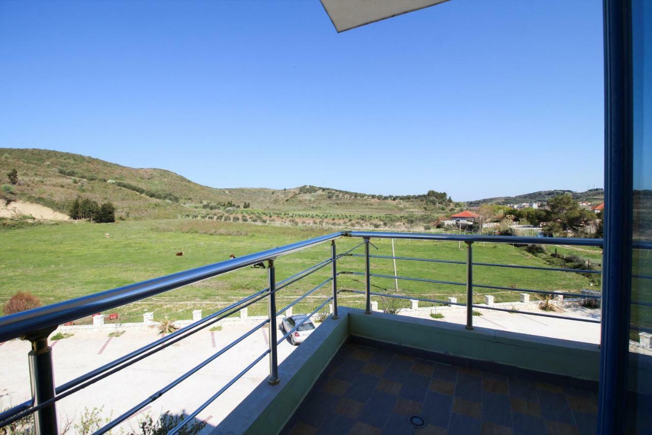 Hotel Zverneci Εξωτερικό φωτογραφία